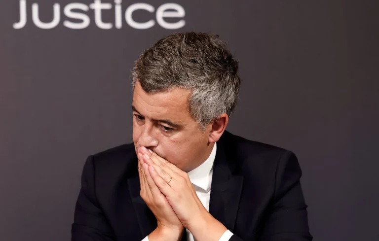 1444x920_le-ministre-francais-de-la-justice-gerald-darmanin-assiste-a-l-evenement-sur-l-ia-choose-ve.webp