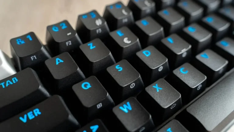 clavier-AZERTY-Windows-1-1600x900.jpg